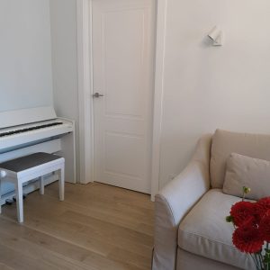 Krāsotas durvis LOZA 102 balta iekšdurvis