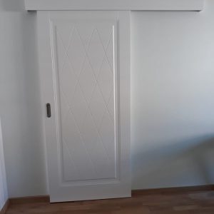 Krāsotas durvis LINDA 011 balta iekšdurvis