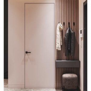 sleptas durvis melna mala